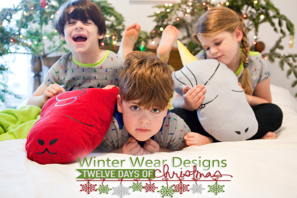 12 Days of Christmas: Day Four, the Dragon&Unicorn Pillow